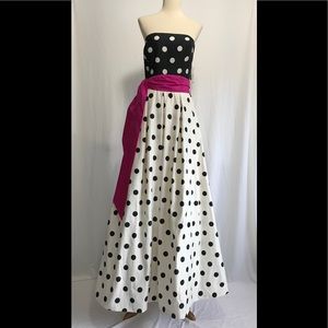 ElIZA J: Beautiful black & Ivory polka dots gown.